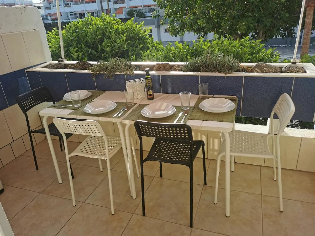 Сasa de vacaciones Casa Maggiore di 3 lovely apt Costa del Silencio Villa España